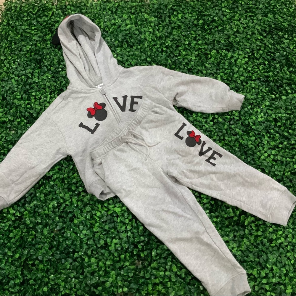 GAP Gray Kids Minnie LOVE Sweatsuit